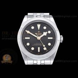 Heritage Black Bay 39mm...